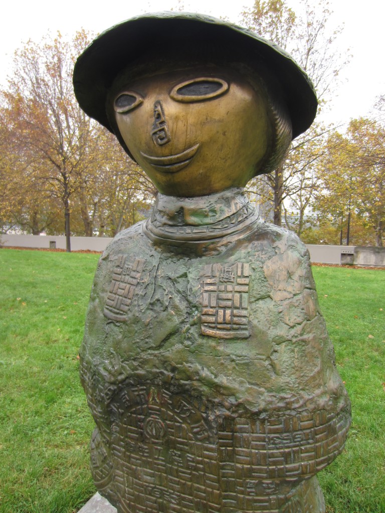 Children of the world sculptures by Rachid Khimoune in Bercy Park Paris