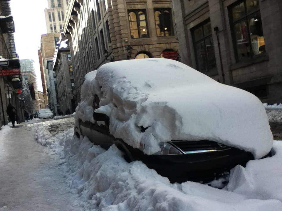 Heavy snow Canada old Montreal snow shovel