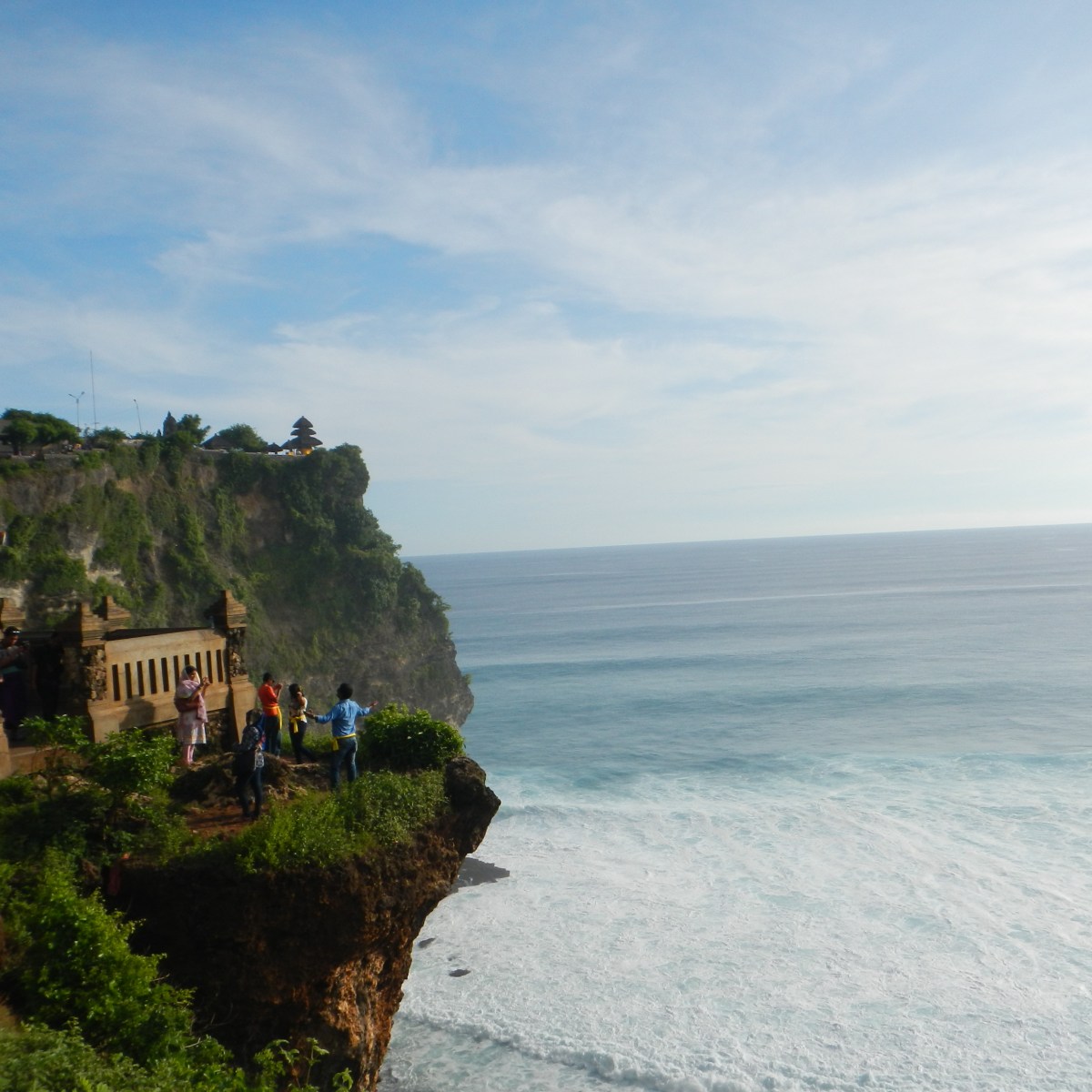 Encountering big fat greedy monkeys in&nbsp;Uluwatu